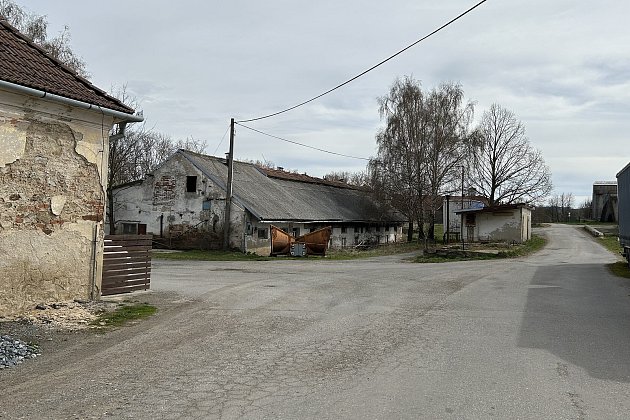 Okříšky vyhlížejí obchvat už tři čtvrtě století. Teď už se snad konečně dočkají