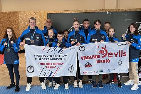 Českou reprezentaci thaiboxerů na mezinárodním IFMA International Antalya Muaythai Open Cup 2022 tvořilo šest bojovníků z Thai Box Devils Třebíč a čtyři z Gladiators gym České Budějovice.