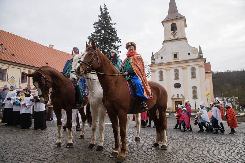 Tříkrálový průvod k živému betlému v Náměšti nad Oslavou.