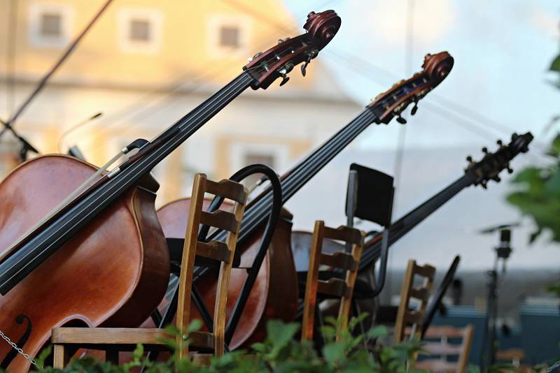 Galakoncert 19. ročníku Mezinárodního hudebního festivalu Petra Dvorského v Jaroměřicích nad Rokytnou.