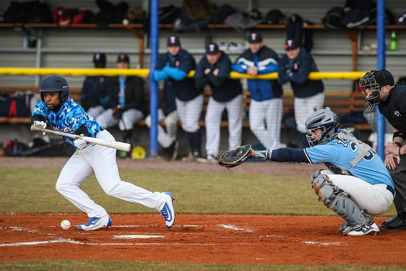 Baseballové utkání mezi Nuclears Třebíč a Tempo Praha.