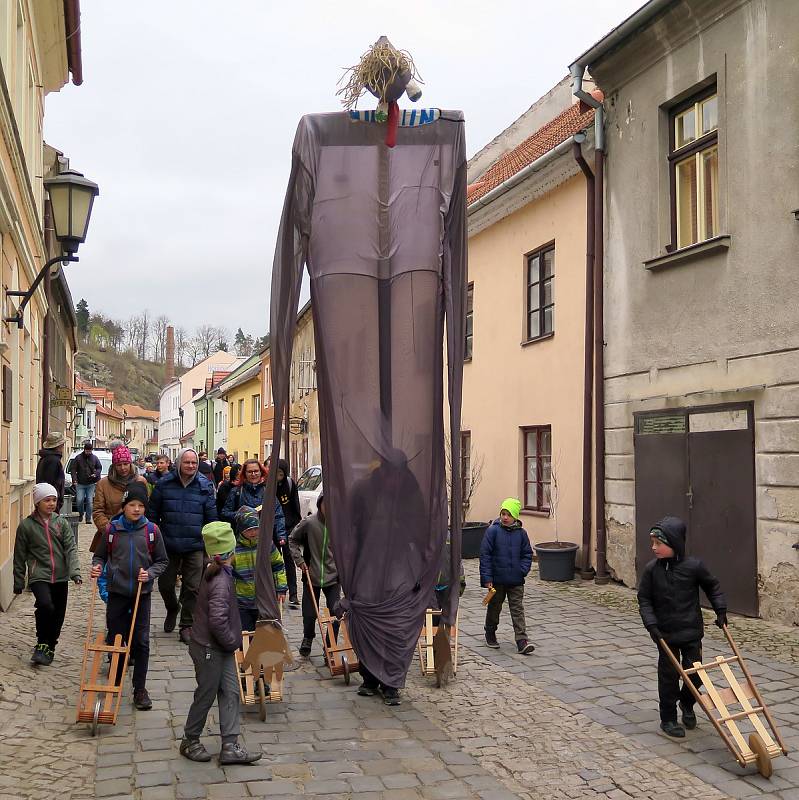 Hrkači na ulici Leopolda Pokorného.