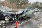 V neděli 26. listopadu došlo po jedné hodině odpoledne na silnici v katastru obce Pocoucov k dopravní nehodě.