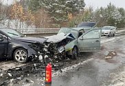 V neděli 26. listopadu došlo po jedné hodině odpoledne na silnici v katastru obce Pocoucov k dopravní nehodě.