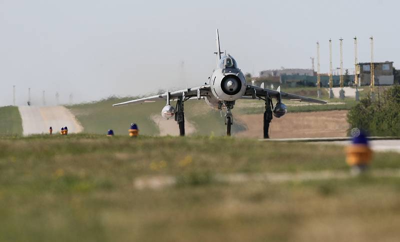 Polské letouny Su-22M3 přiletěly 23. srpna na letiště v Náměšti nad Oslavou. V ČR se zapojí do mezinárodního leteckého cvičení Ample Strike 2017.