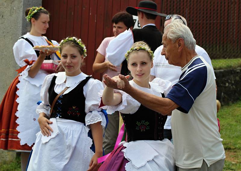 Krojované hody v Martínkově.