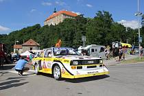 Po dvou letech improvizací se automobilové závody Zámecky vrch vrátily do Náměšti nad Oslavou v původním termínu.