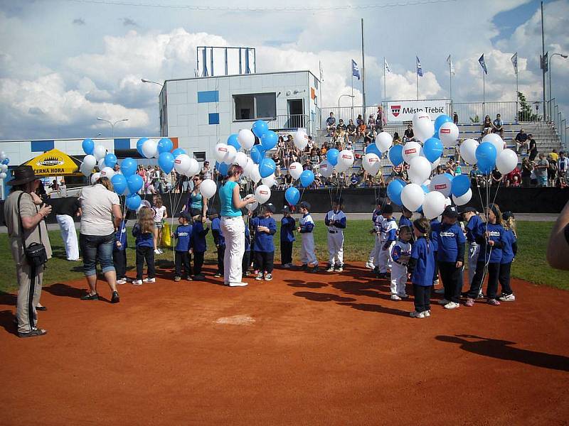 Slavnostní otevření baseballového areálu Na Hvězdě.