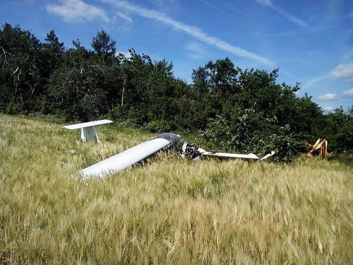 V Třebíči v úterý havarovalo dvoumístné sportovní letadlo.