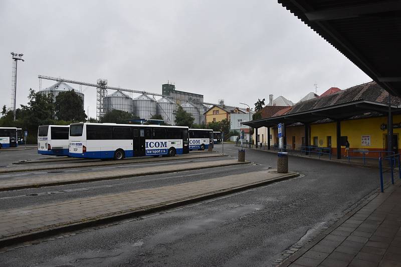 V příštím roce chce společnost Icom začít s rekonstrukcí nástupišť a venkovního areálu autobusového nádraží