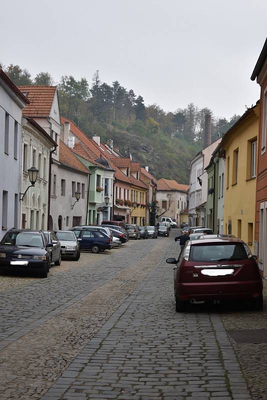 Nově budou moci do Zámostí a židovské čtvrti vjet pouze rezidenti a lidí, kteří v místě podnikají.