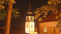 Městská věž, jejíž hodiny jsou největší ve střední Evropě.