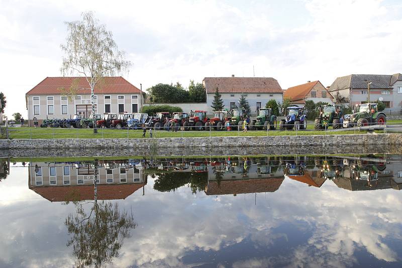 Dožínky v Příloženech