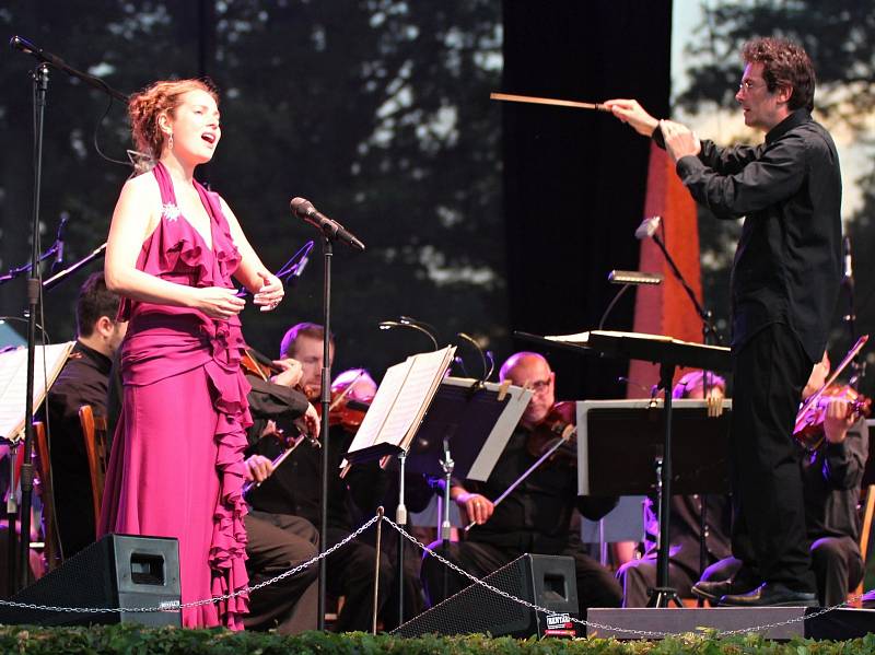 Galakoncert 19. ročníku Mezinárodního hudebního festivalu Petra Dvorského v Jaroměřicích nad Rokytnou.