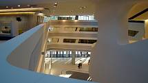 Šestiletý projekt nového kampusu Ekonomické univerzity za téměř 12 miliard korun je u konce. Projekt je nejmodernějším komplexem budov v Rakousku a největším vzdělávacím centrem Evropy.