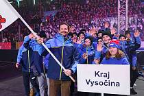 Bývalý hokejista Patrik Eliáš přivedl jako vlajkonoš na slavnostní zahájení výběr Kraje Vysočina.