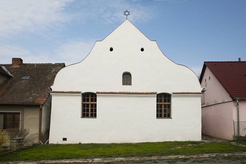 Rekonstrukce synagogy v Polici trvala osm let.