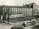Budova jihlavské věznice a soudu na konci padesátých let.