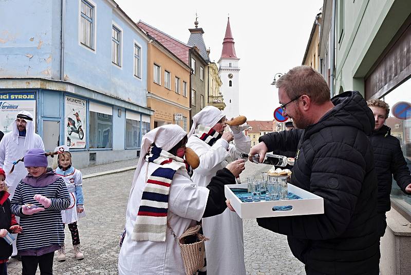 Poslední únorovou sobotu si lidé v Jemnici užili oslavy masopustu.