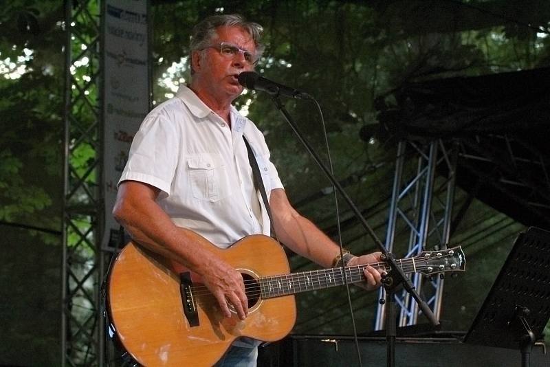 Pavol Hammel na Folkových prázdninách v Náměšti nad Oslavou.
