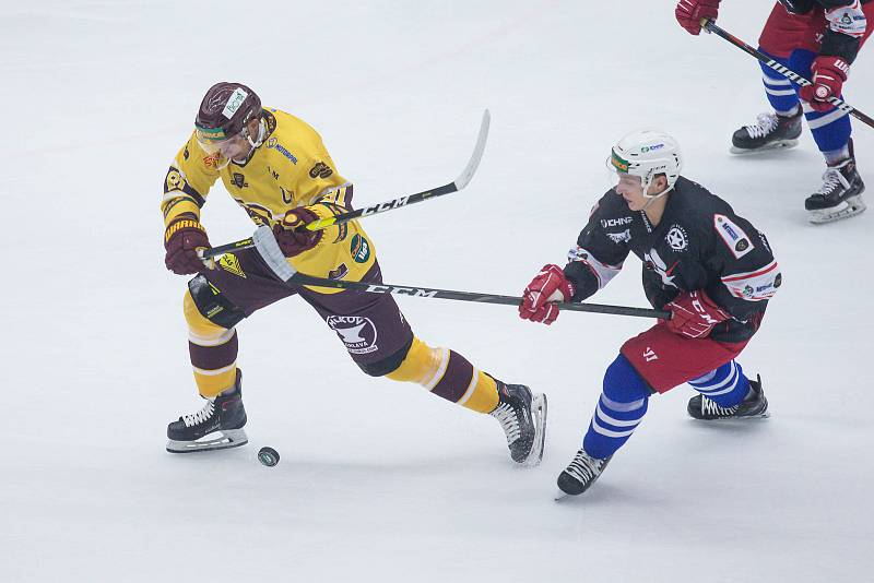 15. kolo hokejové Chance ligy mezi SK Horácká Slavia Třebíč a HC Dukla Jihlava.