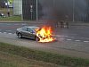 Auto v plamenech: v Třebíči nedaleko benzinové stanice shořel peugeot