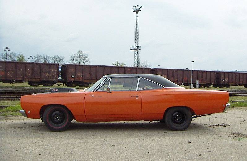 Plymouth Road Runner