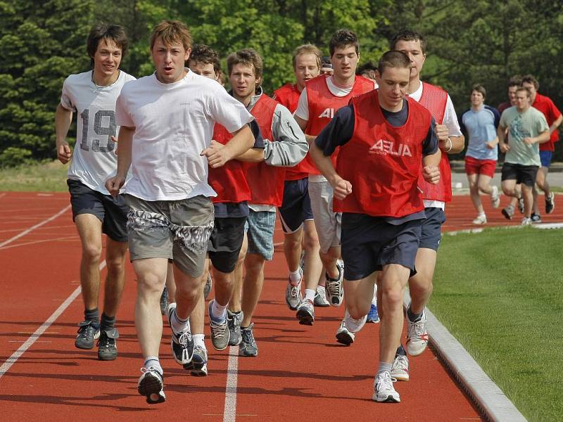 Třebíčští hokejisté po sedmi týdnech volna zase společně trénují. Na led půjdou 24. července.