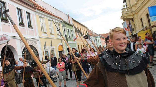 Jemnice žije Barchanem a královskými časy