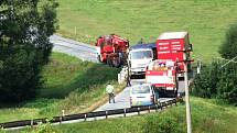 Nehoda dvou nákladních vozů u Pocoucova.