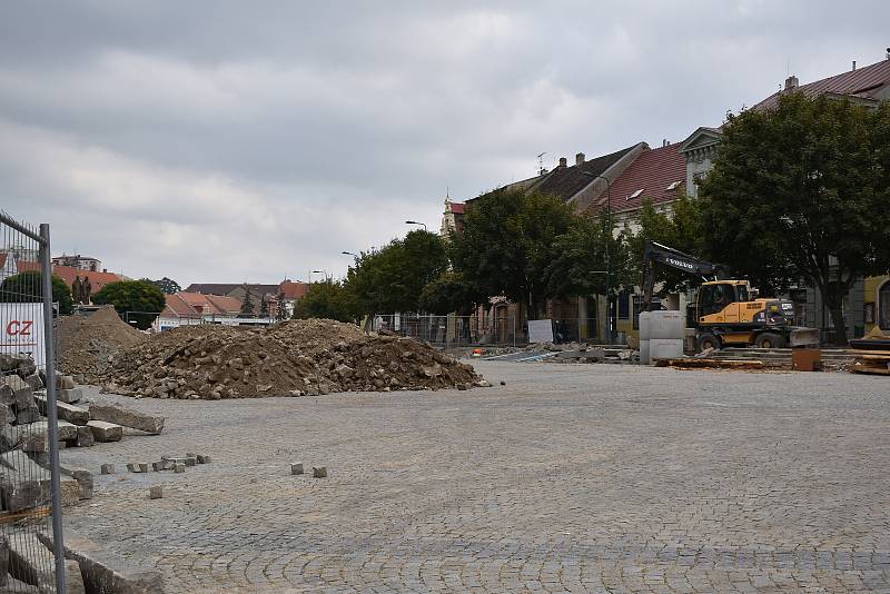 Revitalizace horní strany Karlova náměstí v Třebíči