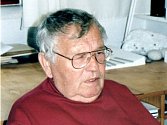 Ladislav Novák v ateliéru Emanuela Ranného v Třebíči v pátek 23. července 1999.