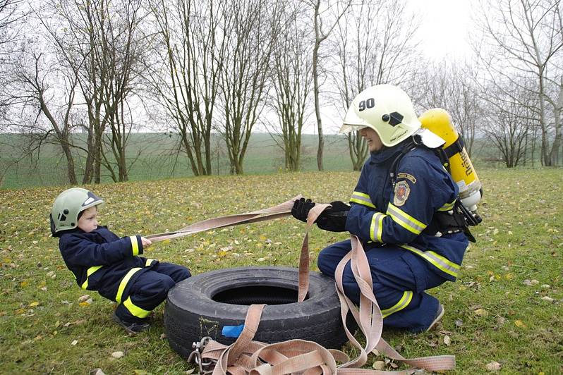 Hasičský tým Tomáš Václavek a Blanka Krčálová se již pilně připravuje na domácí závod Rokytnické galeje. Součástí soutěže, která se uskuteční 8. srpna, bude také dětská verze trati.