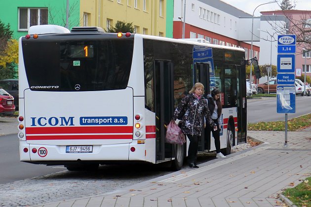 Nový ceník jízdného v Třebíči: zlevní celoroční, jednotlivé jízdenky podraží