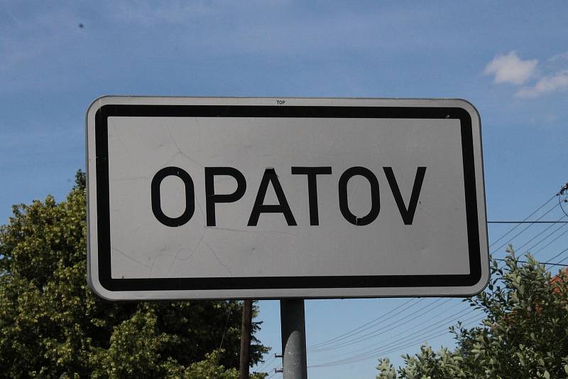 Opatov.