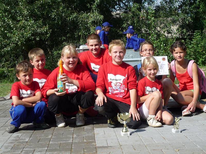 Nové založené družstvo mladších žáků.  V červenci se v okrskové soutěži umístilo na prvním místě.