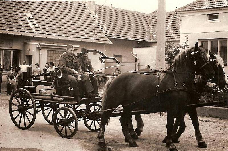 Chlouba sboru, historická stříkačka fy. Smekal Slatiňany z roku 1949, je dodnes funkční. 