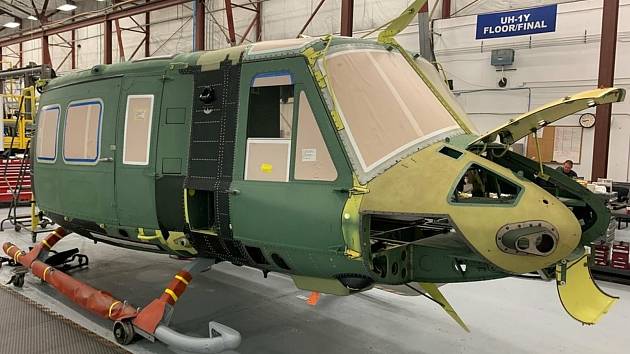 Výroba prvního vrtulníku Venom pro Českou republiku. Sestavují jej v dílnách Crestview Aerospace na Floridě.