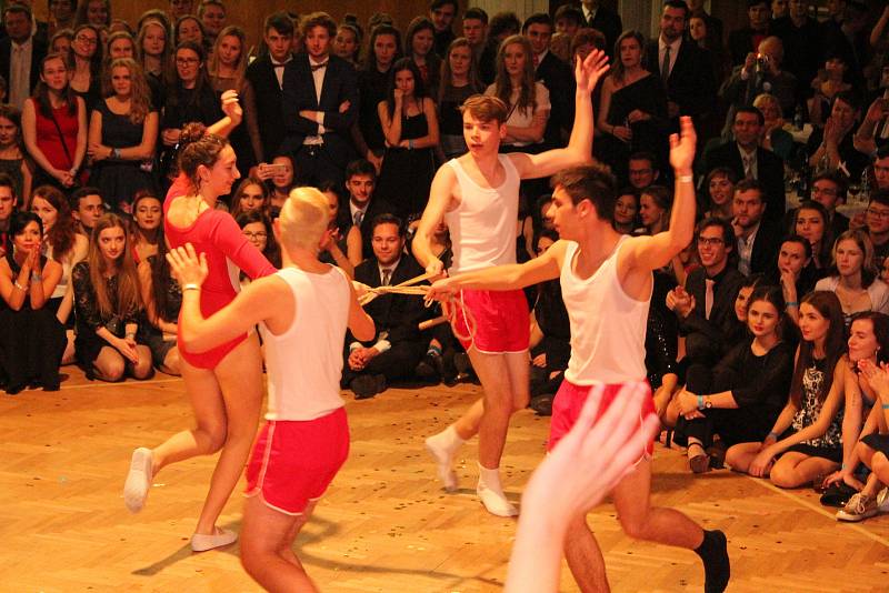 Stužkovací ples 8 G třebíčského gymnázia