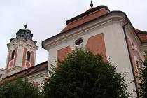Kostel sv. opata Linharta v Kdousově na Třebíčsku.