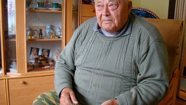 Václav Melichar z Trnavy byl jedním z mnoha dobrovolníků, kteří před 40 lety v obci postavili kulturní dům.