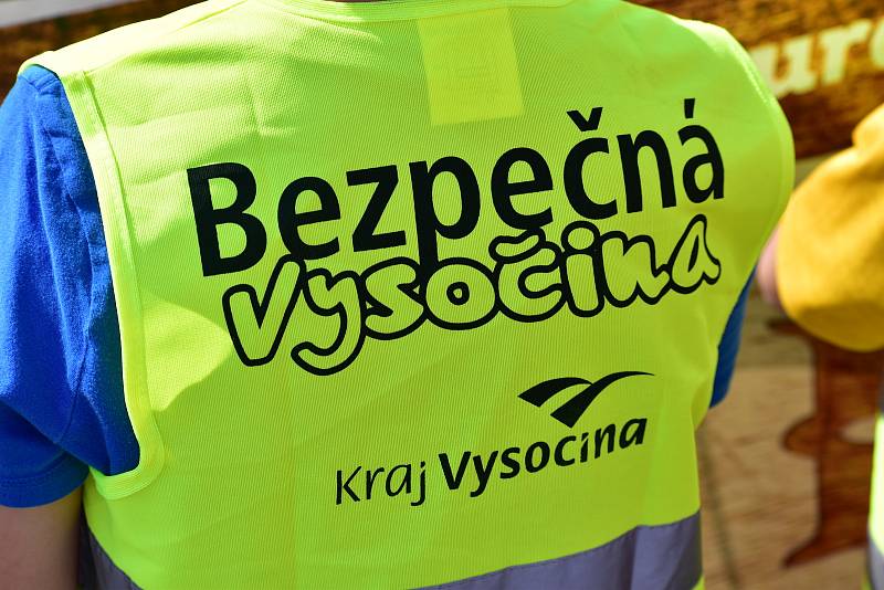 Hasiči z celého kraje se v Třebíči utkali ve vyprošťovací soutěži.