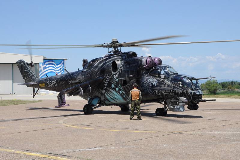 Vrtulník z náměšťské letecké základny na cvičení Alien Tiger v Řecku.
