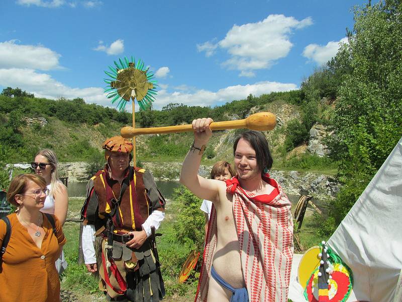 Na Třebíčsku Španělé dobyli hlavní město slovenských indiánů