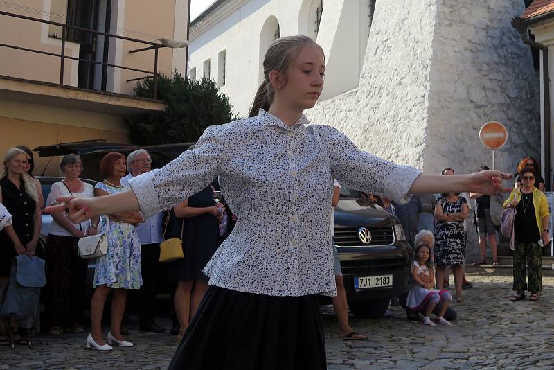 Vystoupení tanečního souboru Yocheved