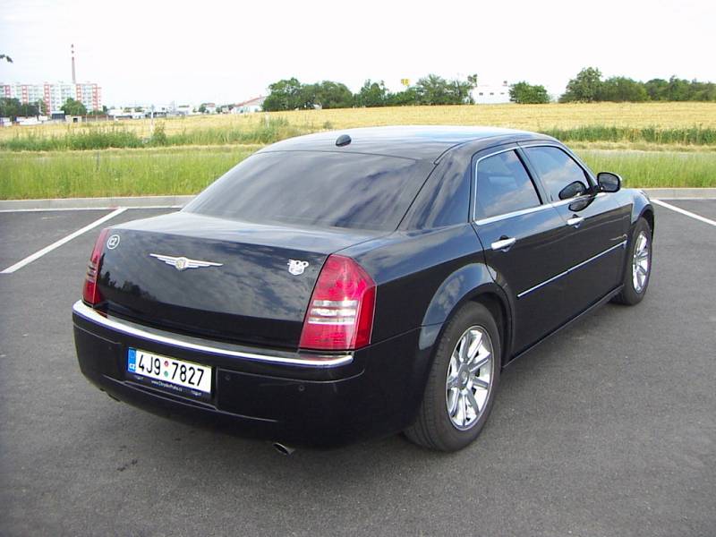 Chrysler 300 C.