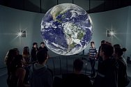 Unikátní projekční koule Science on a Sphere.