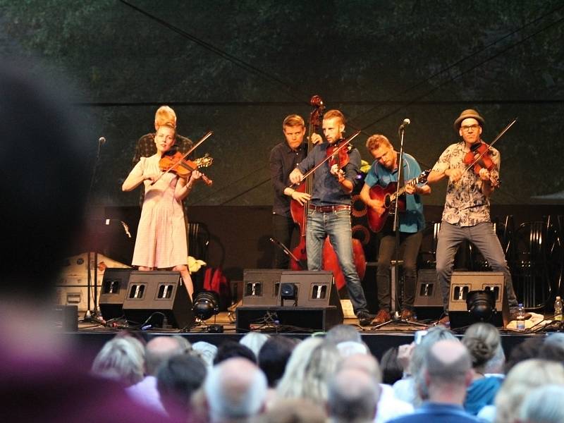 Finská skupina Frigg zahájila Folkové prázdniny v Náměšti nad Oslavou.