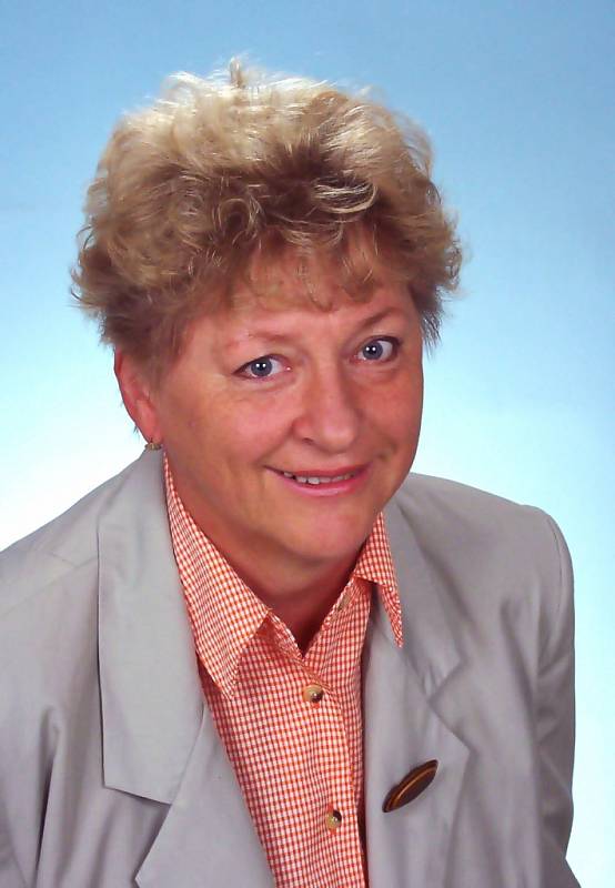 Julie Dolejší - KSČM.