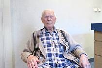 Josef Porazil, 102 let